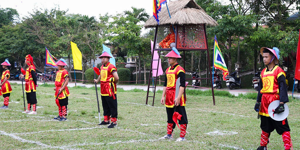 Start your strategic journey with Hue’s vibrant glow